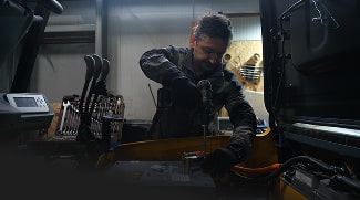 Обеспечиваем полный цикл ремонта, гарантийного и постгарантийного обслуживания техники по всей России